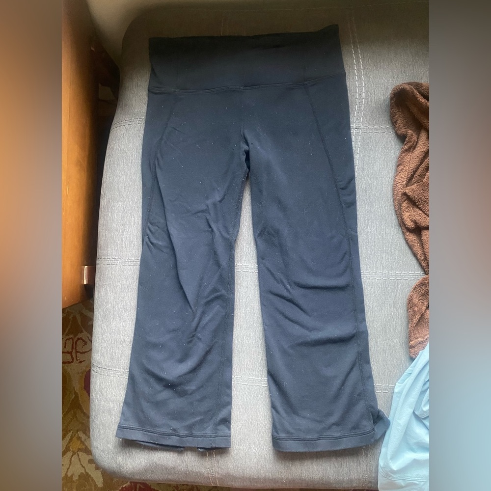 Lululemon flare cropped leggings
